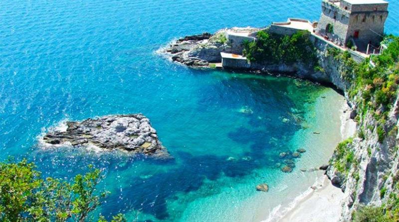 Oasi Al Centro Con Parcheggio Bed and Breakfast Σαλέρνο Εξωτερικό φωτογραφία