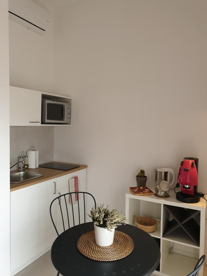 Oasi Al Centro Con Parcheggio Bed and Breakfast Σαλέρνο Εξωτερικό φωτογραφία